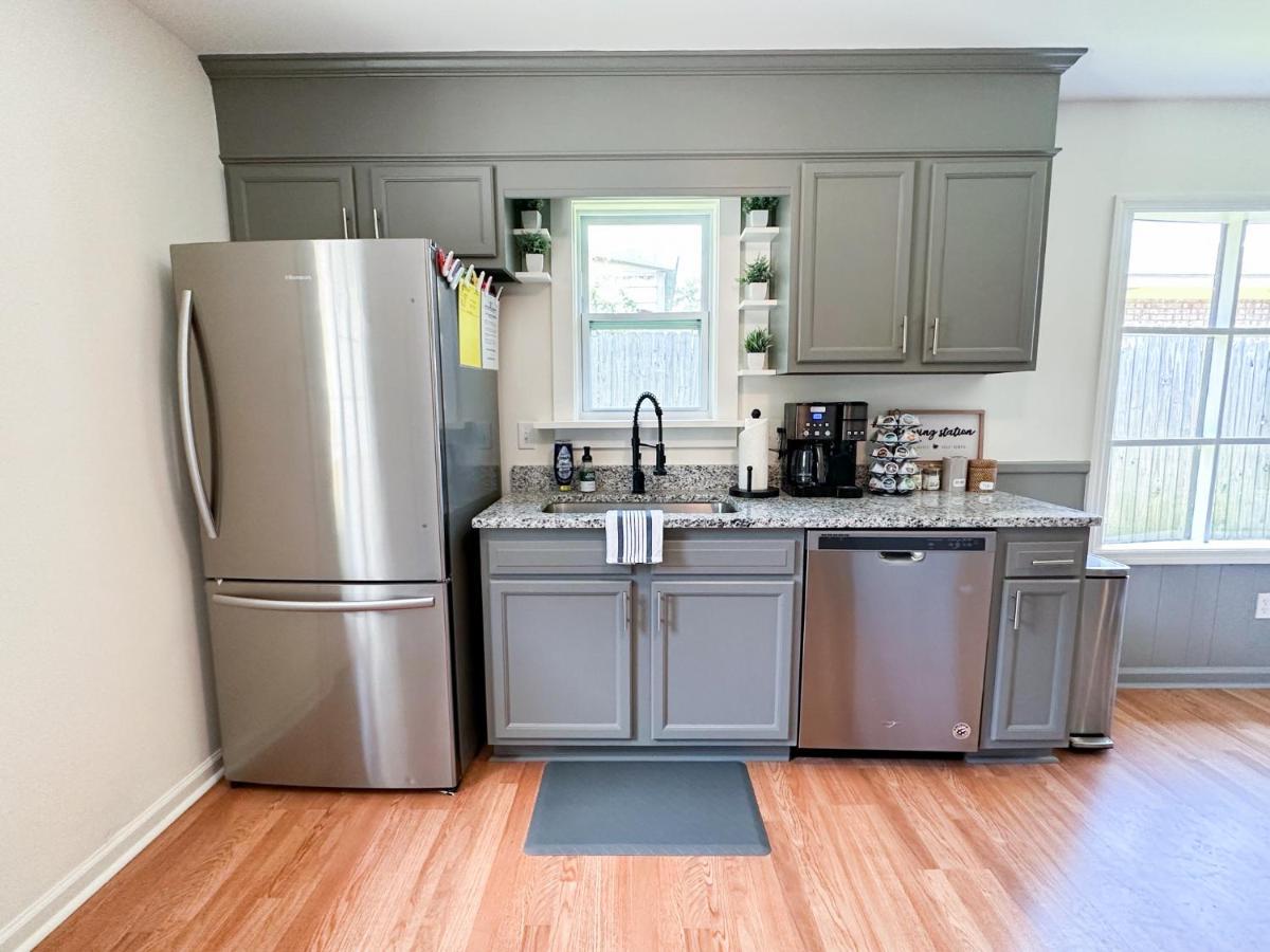 Cozy Oasis 15Min To Dt & Tybee, Home Away From Home - The Nest Savannah Eksteriør billede